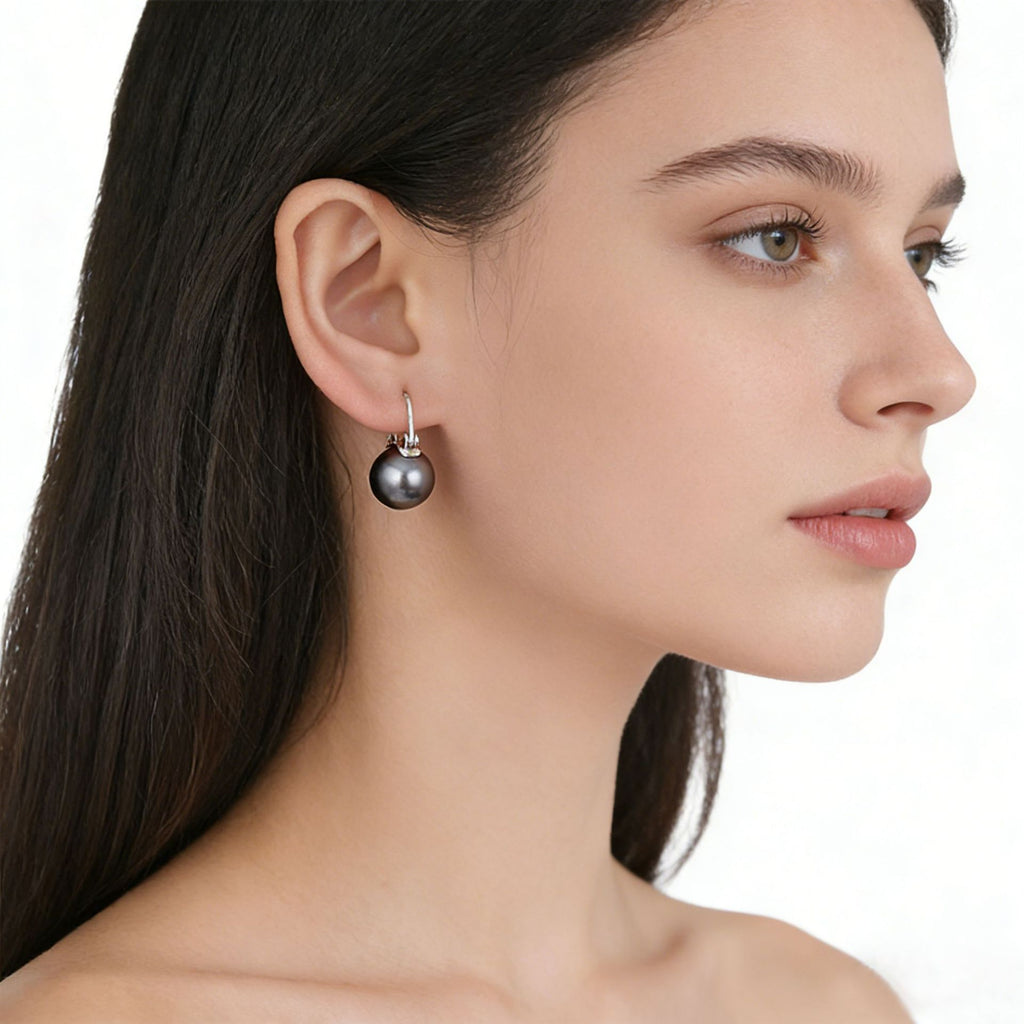 Shi Family Pearl Earrings