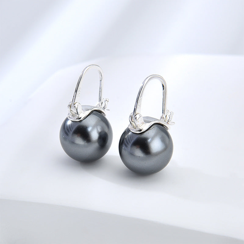 Shi Family Pearl Earrings
