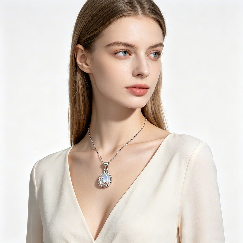 925 Sterling Silver Vined Moonstone Necklace
