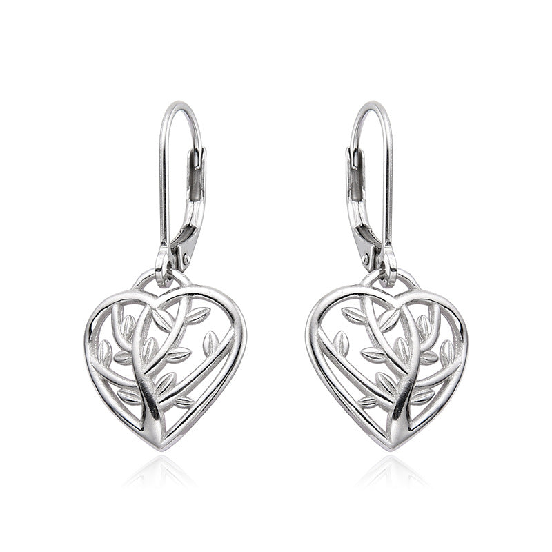Heart-shaped leaf earrings