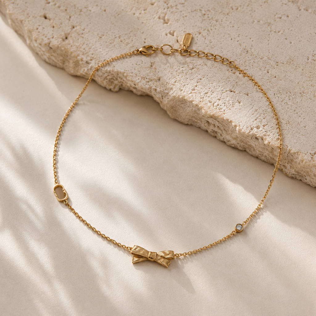 Bow Necklace