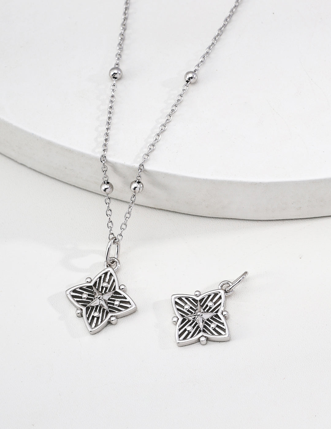 Four-Leaf Clover Necklace