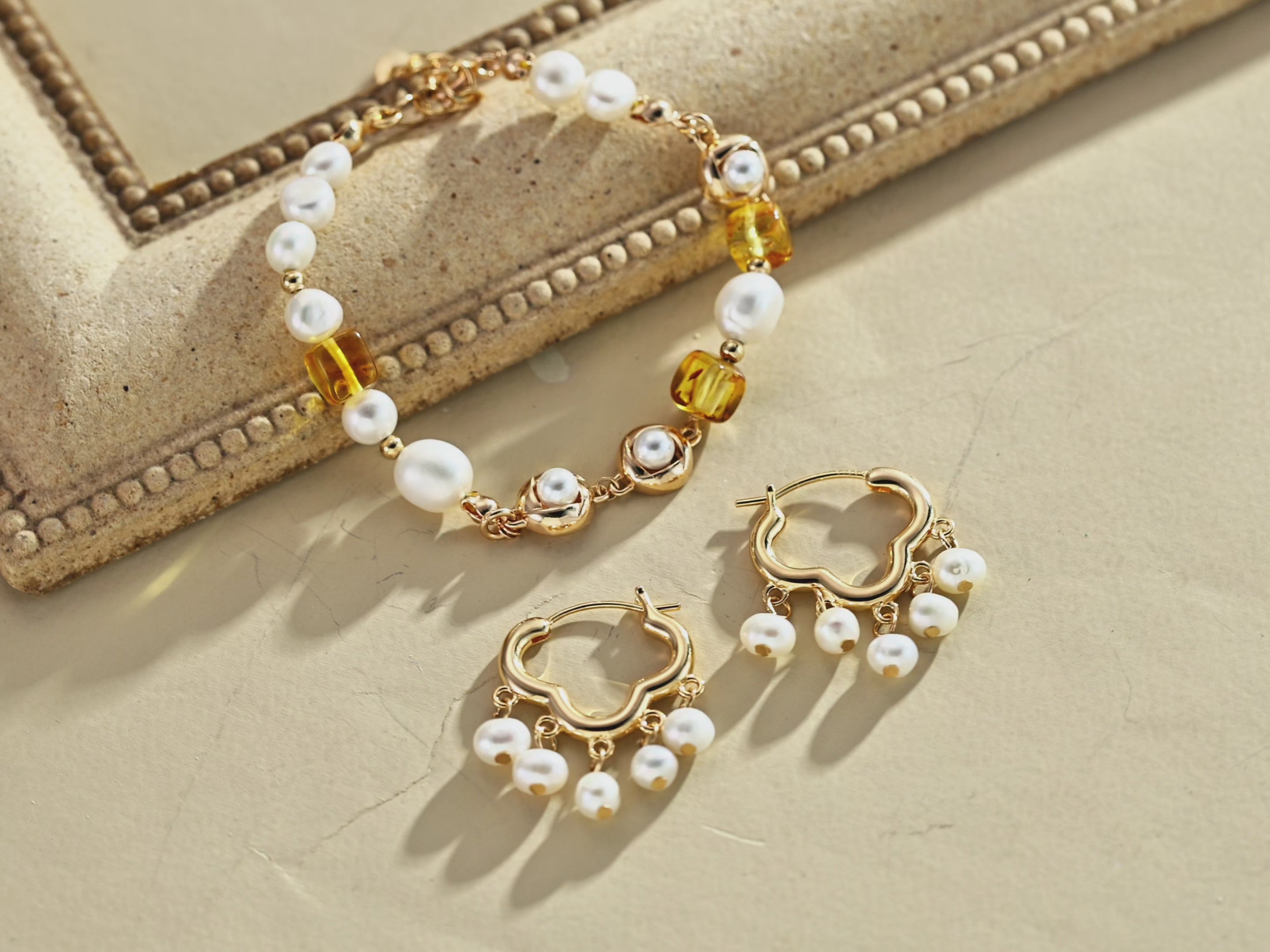 Natural Pearl and Amber Bracelet