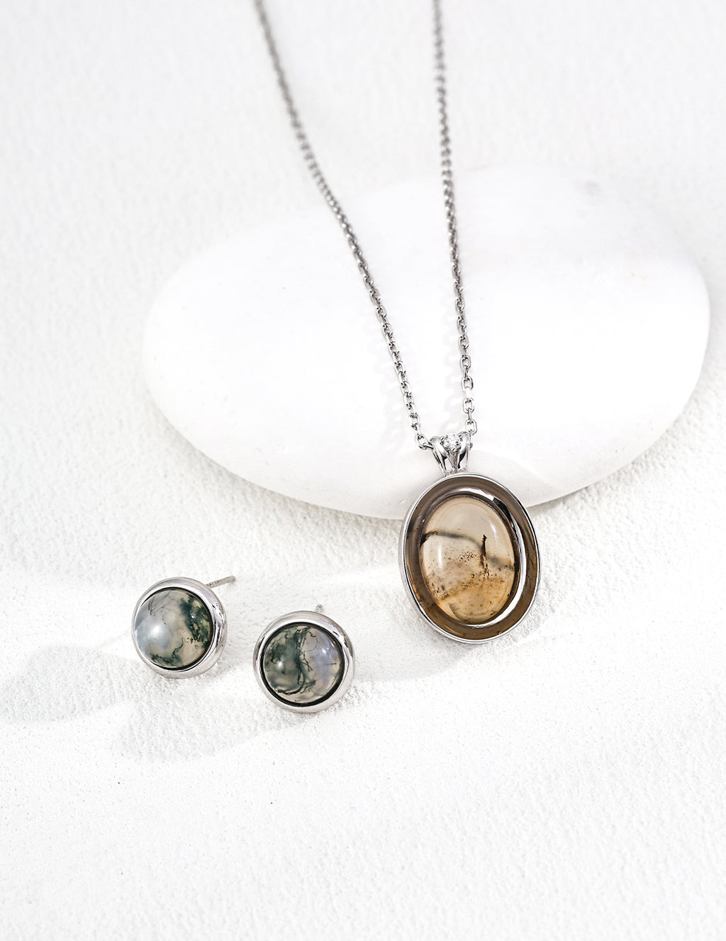 Sterling Silver Agate Necklace