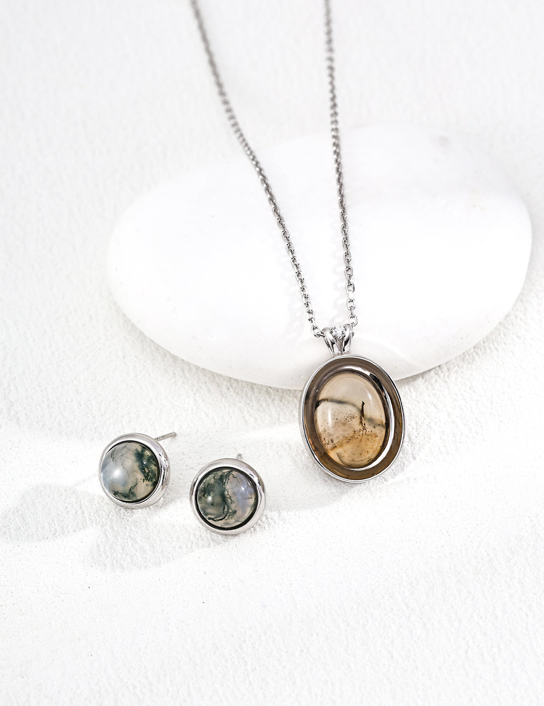 Sterling Silver Agate Necklace