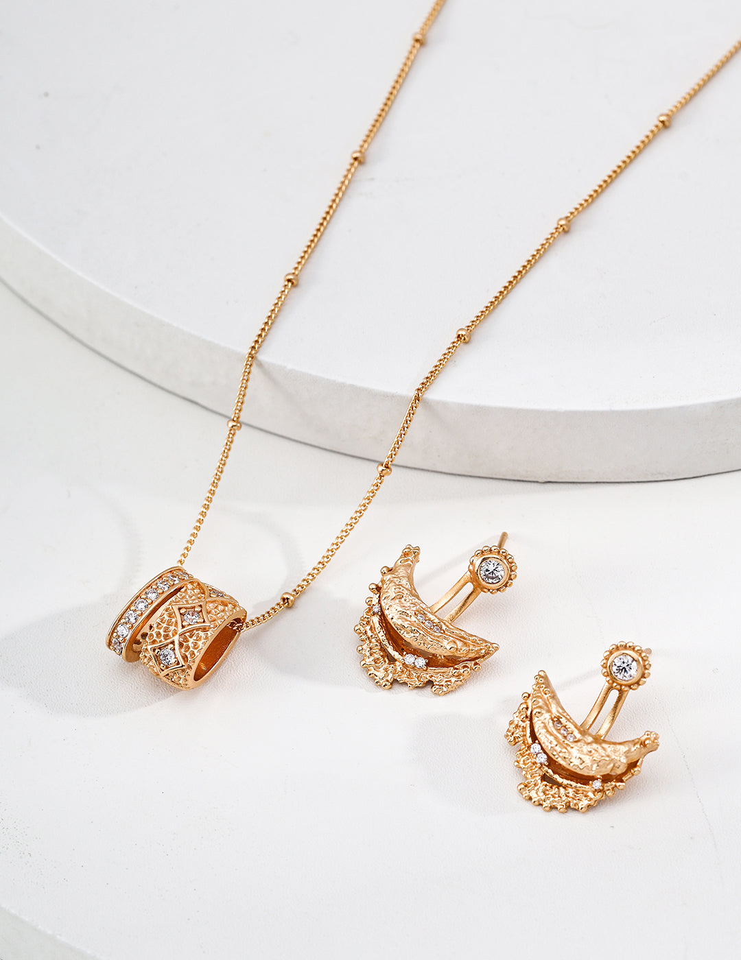 Retro Zircon Earrings