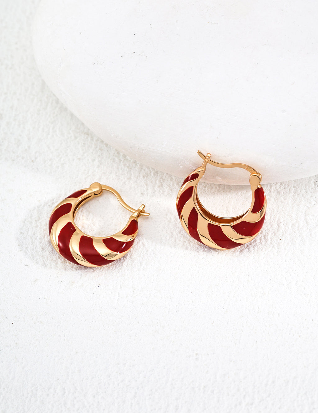 Minimalist Red Drip Glaze Earrings