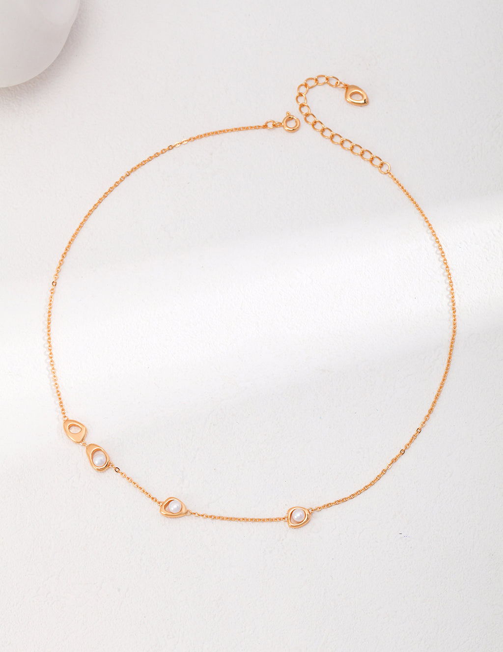 Minimalist Pearl Necklace