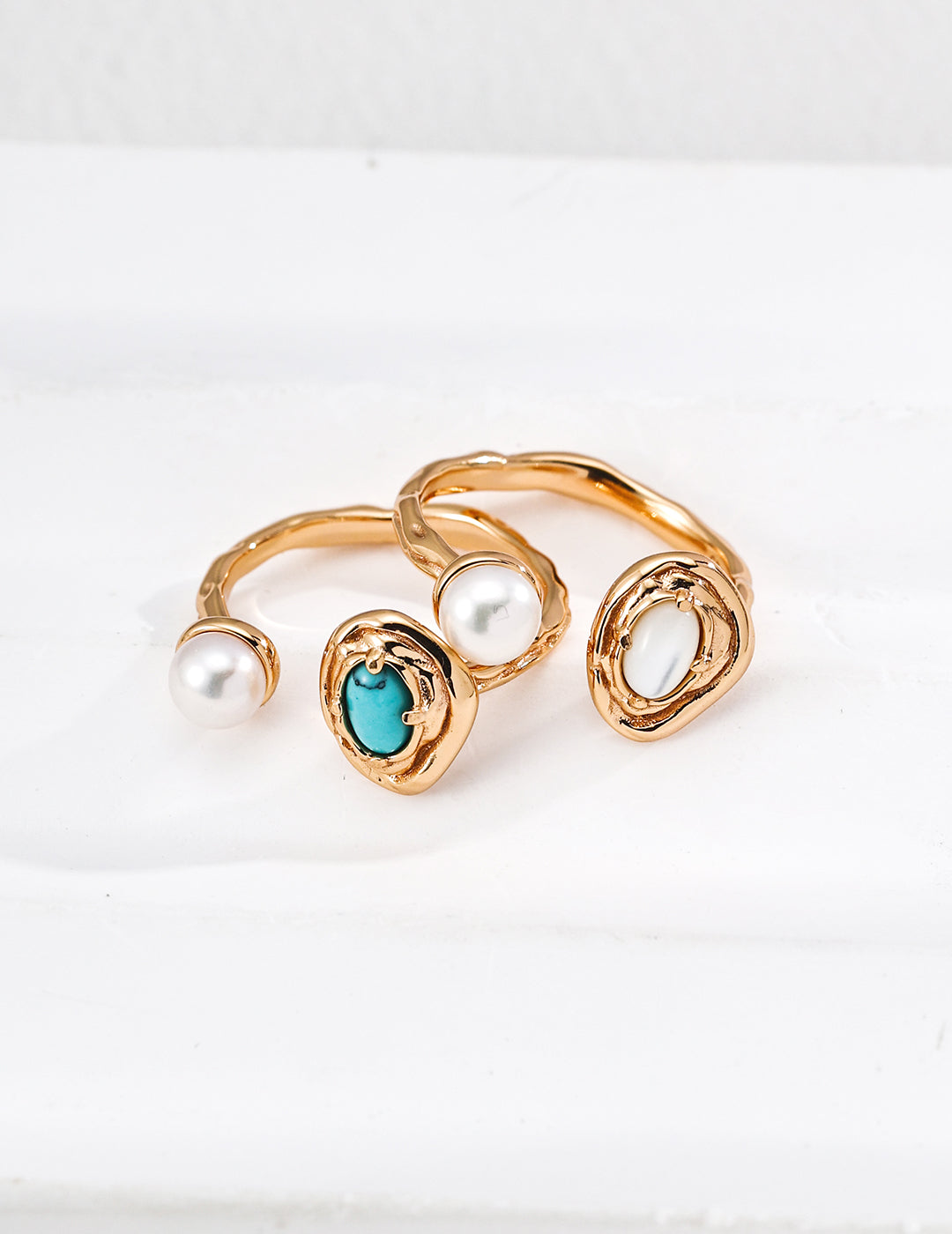 Mother-of-pearl/Turquoise Ring